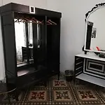 Aloi فندق مبيت وإفطار