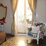 فندق مبيت وإفطار Aloi 2*